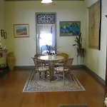 Classique Bed & Breakfast
